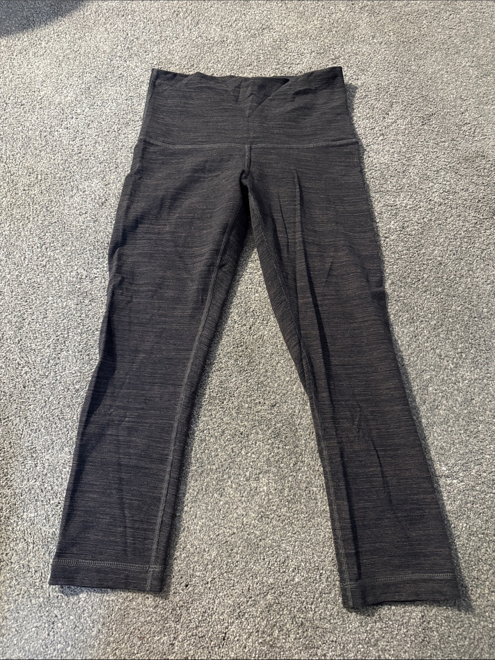 Lululemon Capri High-Waist Dark Gray Leggings
